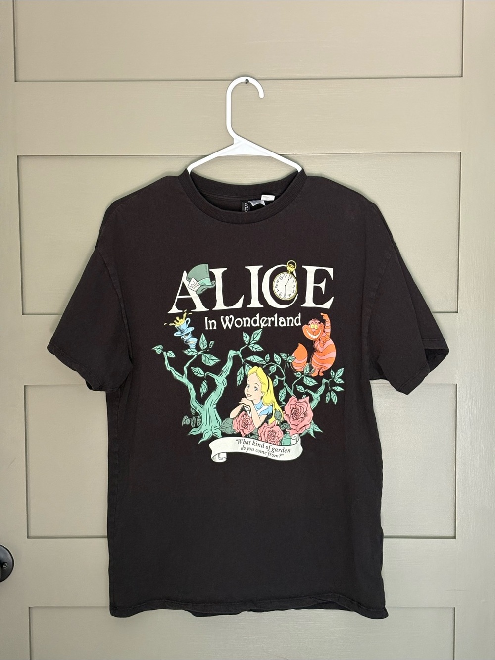 H&M Divided Alice In Wonderland Oversized Graphic Black Tee